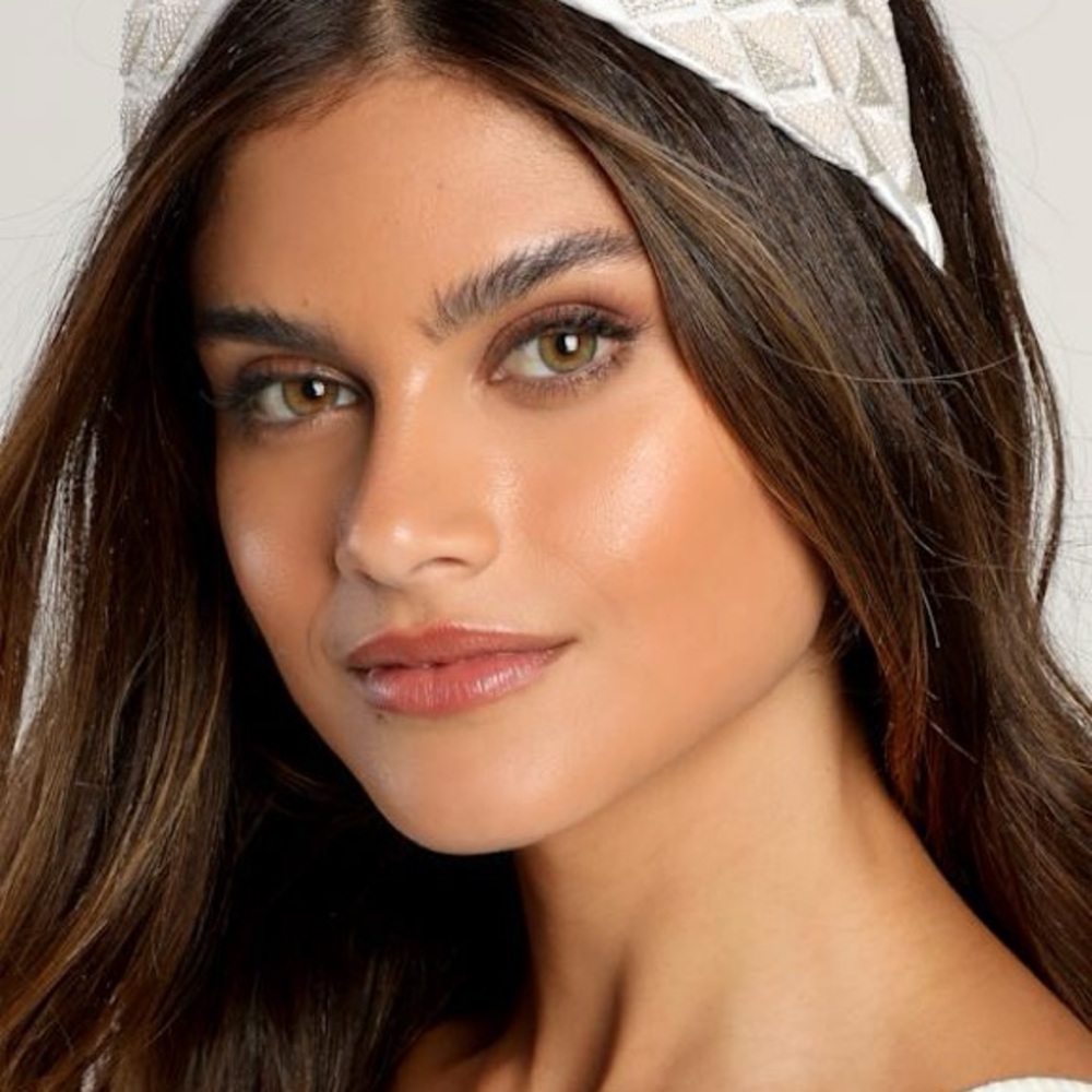 LuLu’s White Textured Headband